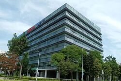 Tampines Grande (D18), Retail #599291071